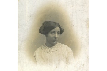 Griggs2C20Hannah20cropped202-9ad24af